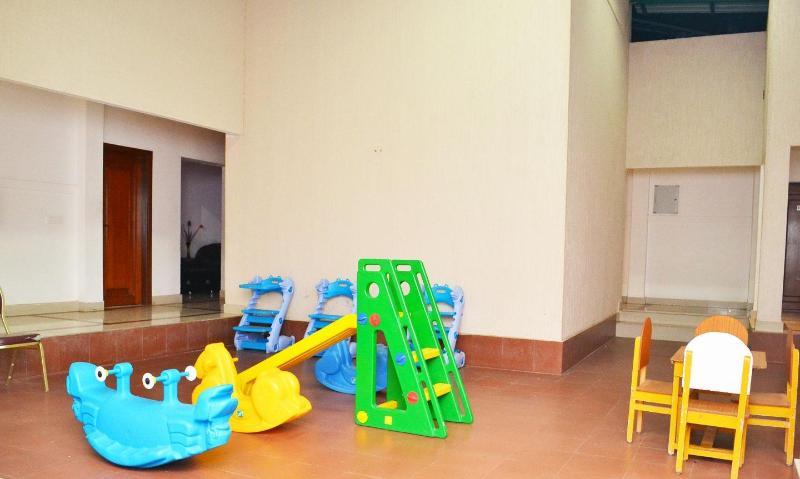 Hotel Riverside Resort And Spa Kumbakonam Exterior foto